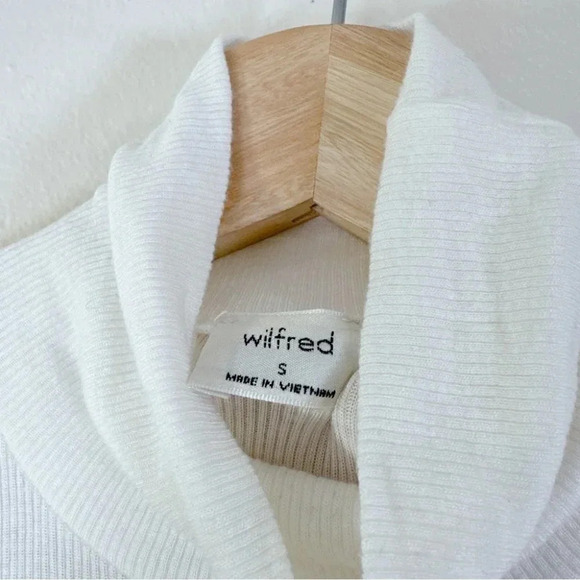 Aritzia Wilfred Ivory Mock Neck  Ribbed Buswell Tshirt - Picture 9 of 13
